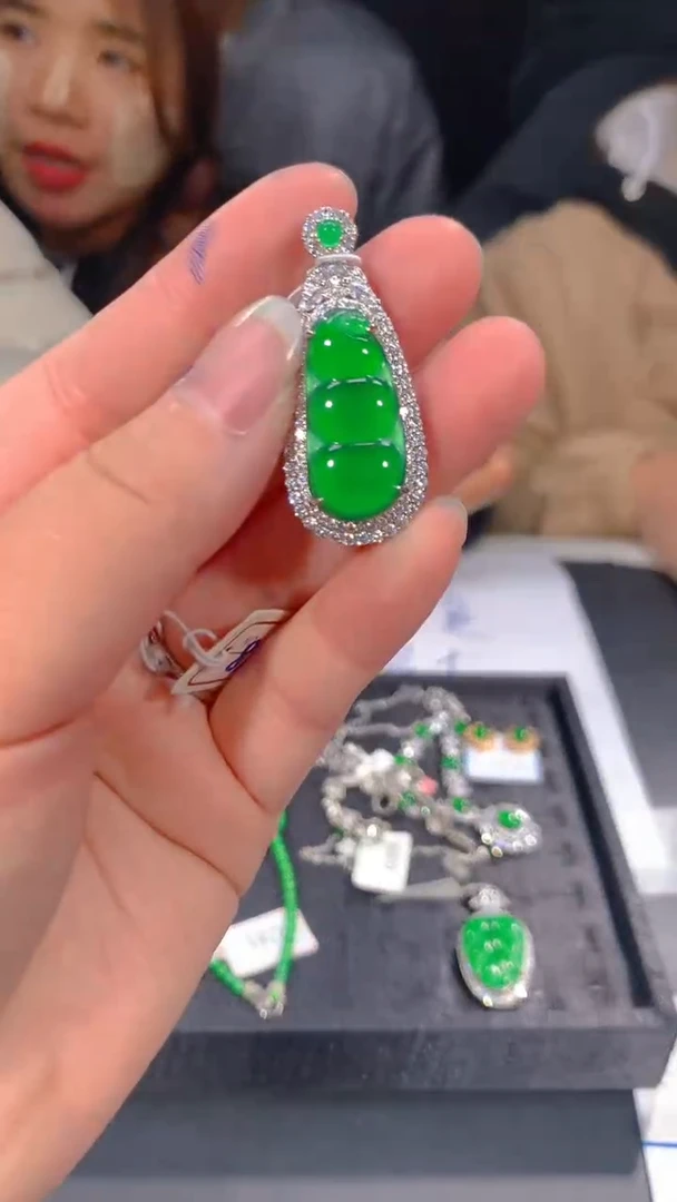 【闪购商品】定制翡翠未镶嵌63多样性发货（发其一）