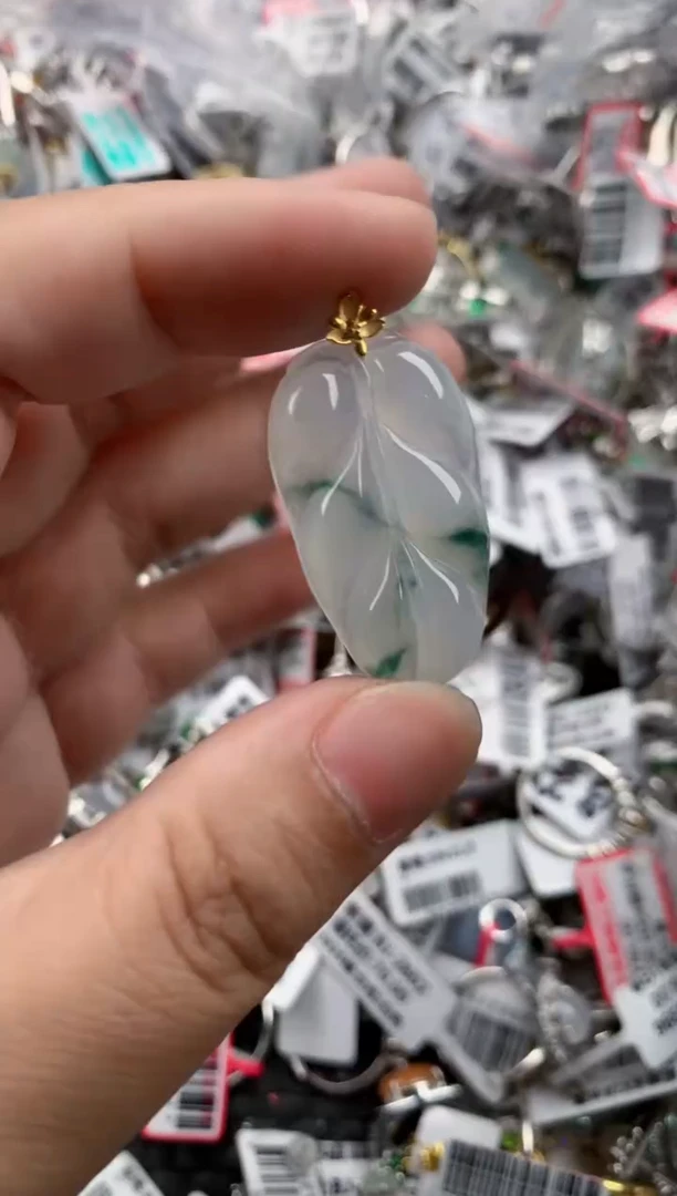 18K金镶嵌戒指翡翠1010   5