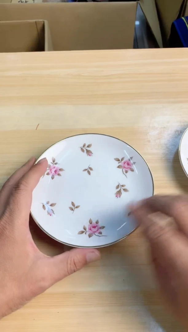默认微瑕，no退no换，介意勿拍  15  4片