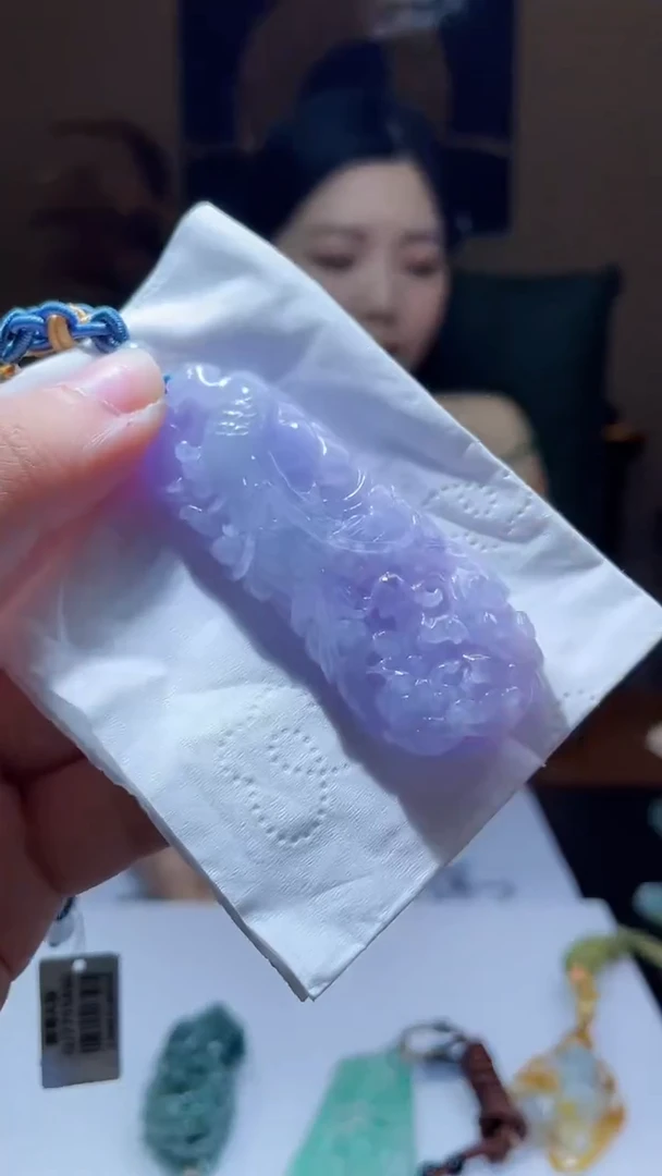 未镶嵌定制翡翠吊坠143
