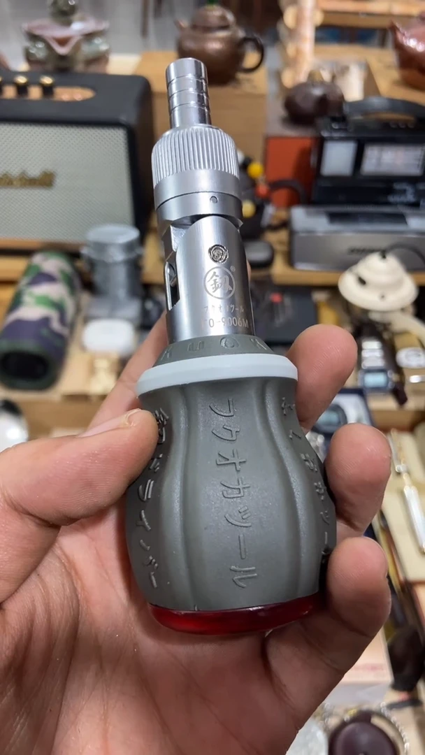 瓷片闪购商品  如图所示