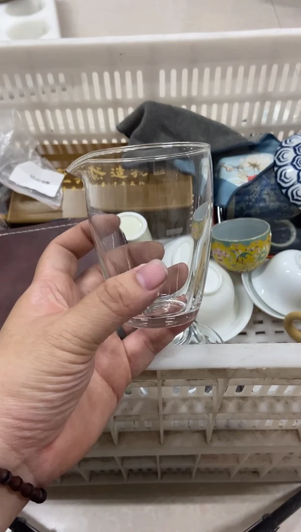 杯无运费险有瑕疵的摄影的产品有使用过的痕迹有点脏介意勿拍