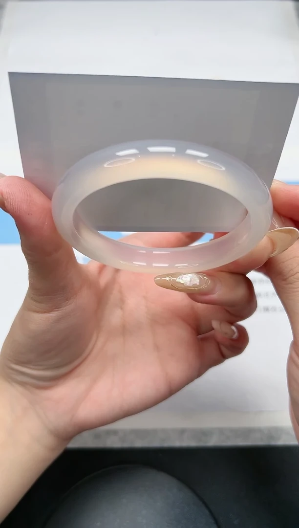 【闪购商品】玛瑙/玉髓手镯未镶嵌143/荔枝61.2