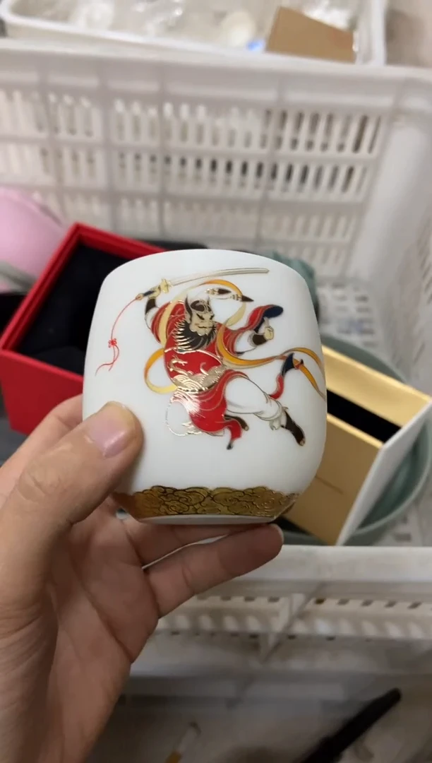 无运费险有瑕疵的摄影的产品有使用过的痕迹有点脏介意勿拍