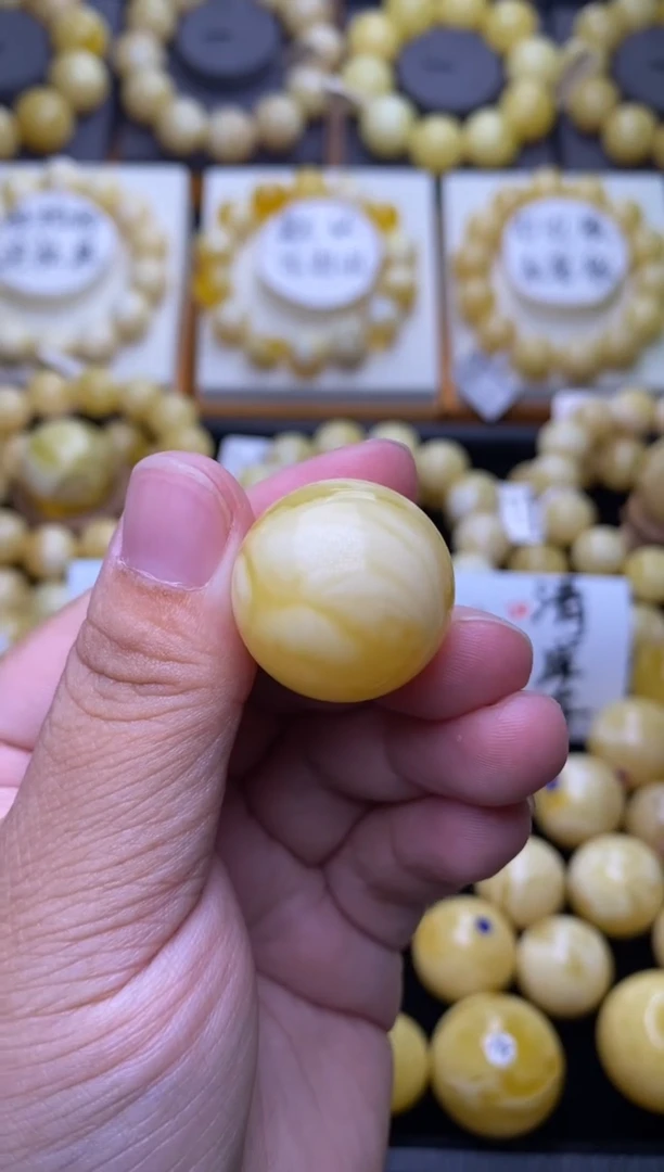裸石琥珀未镶嵌大小姐珠宝严选42