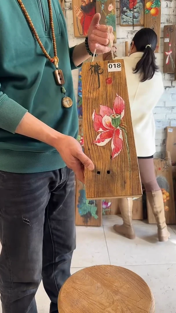 【闪购商品】桃核吊坠018号核桃门板画