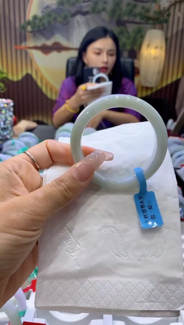 翡翠手镯未镶嵌00007603