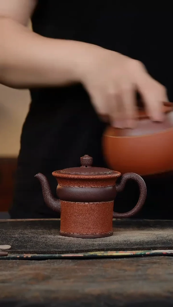 底槽清仿皮革紫砂僧帽壶3423
