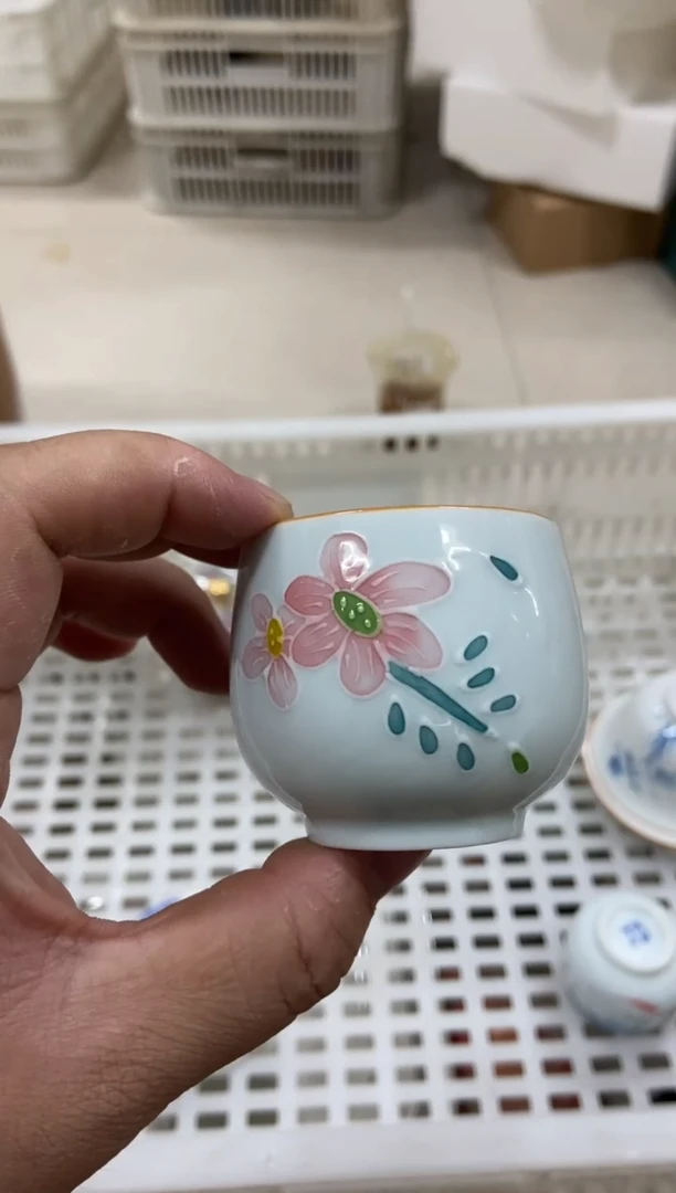 无运费险有瑕疵的摄影的产品有使用过的痕迹有点脏介意勿拍