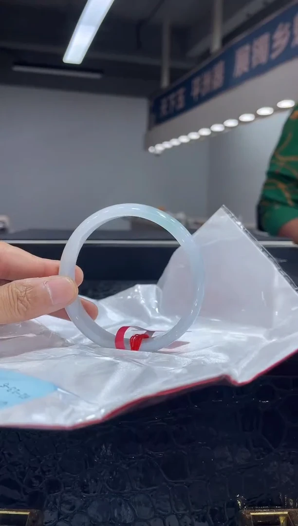 未镶嵌手镯翡翠4  5960