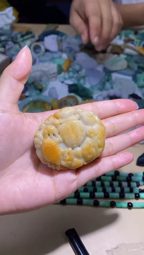 未镶嵌定制翡翠挂件