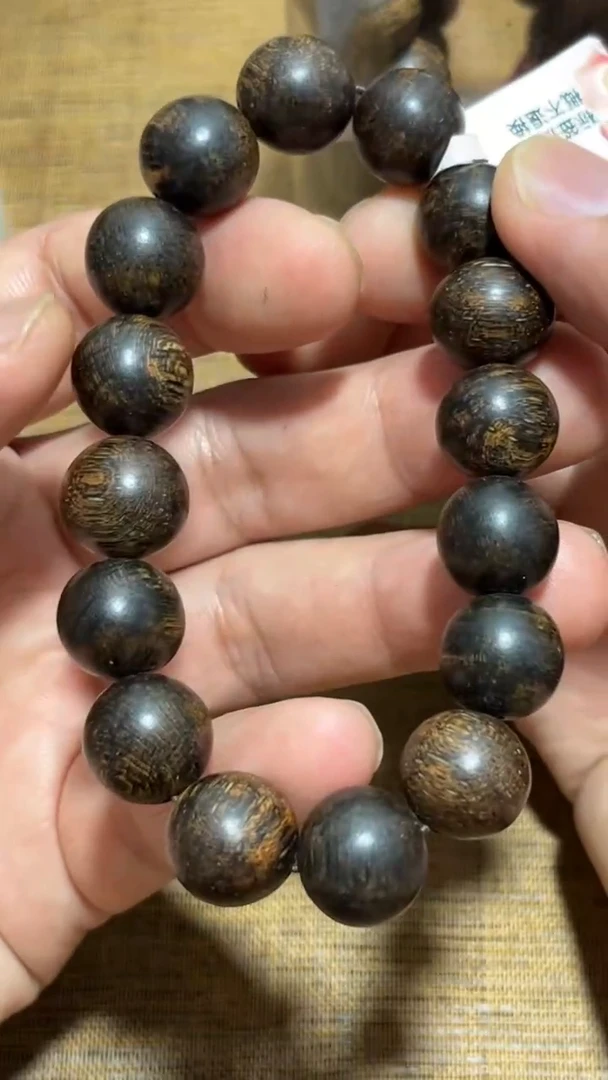 降真香手串/手链精品推荐芽庄黑q瘤疤料1.3