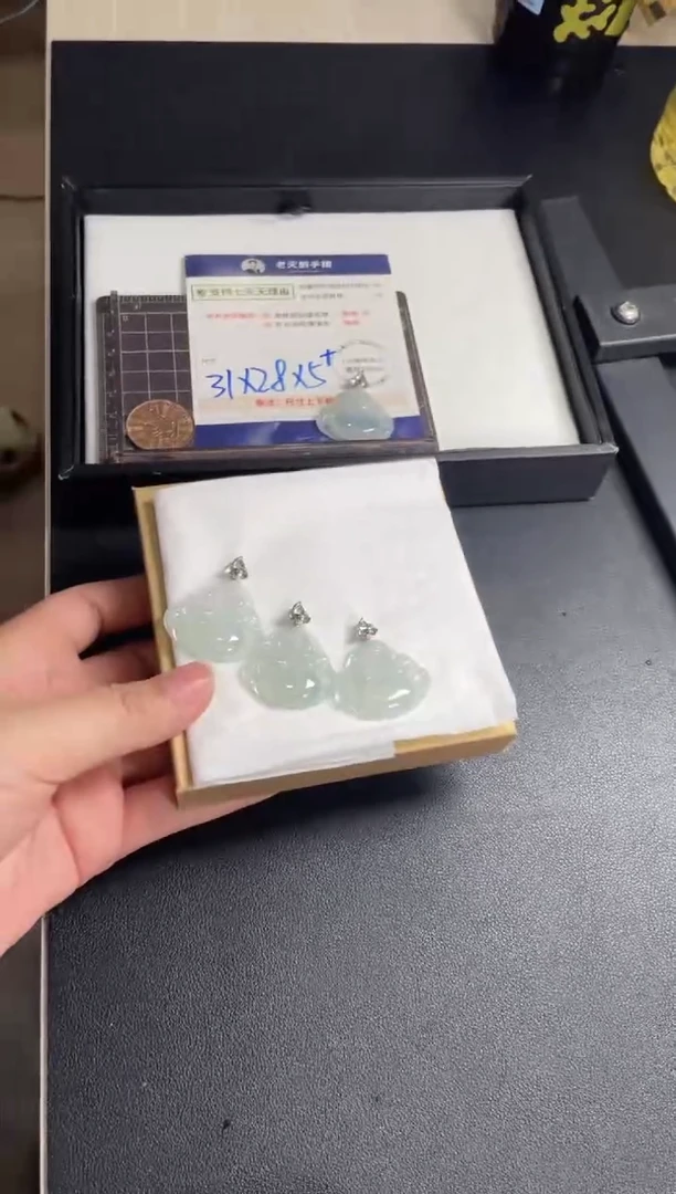 翡翠挂件18K金镶嵌佛公FL27/多样性发其一CP配绳