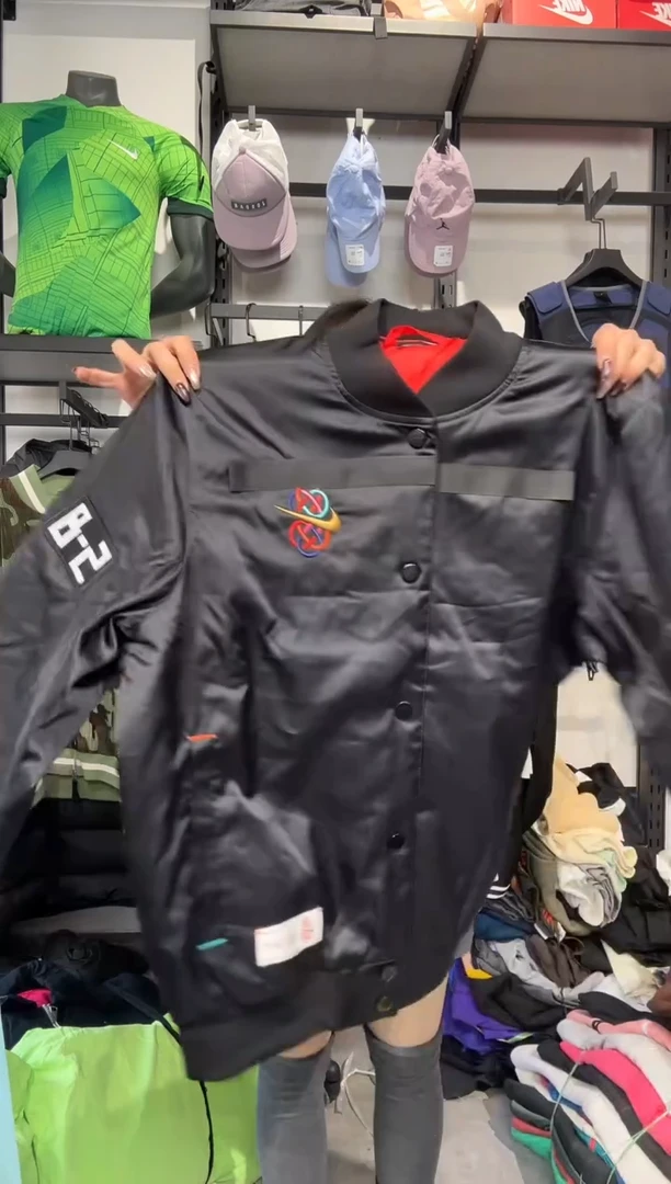 1187 编码 耐克卫衣服饰过款为准 尺码  175L