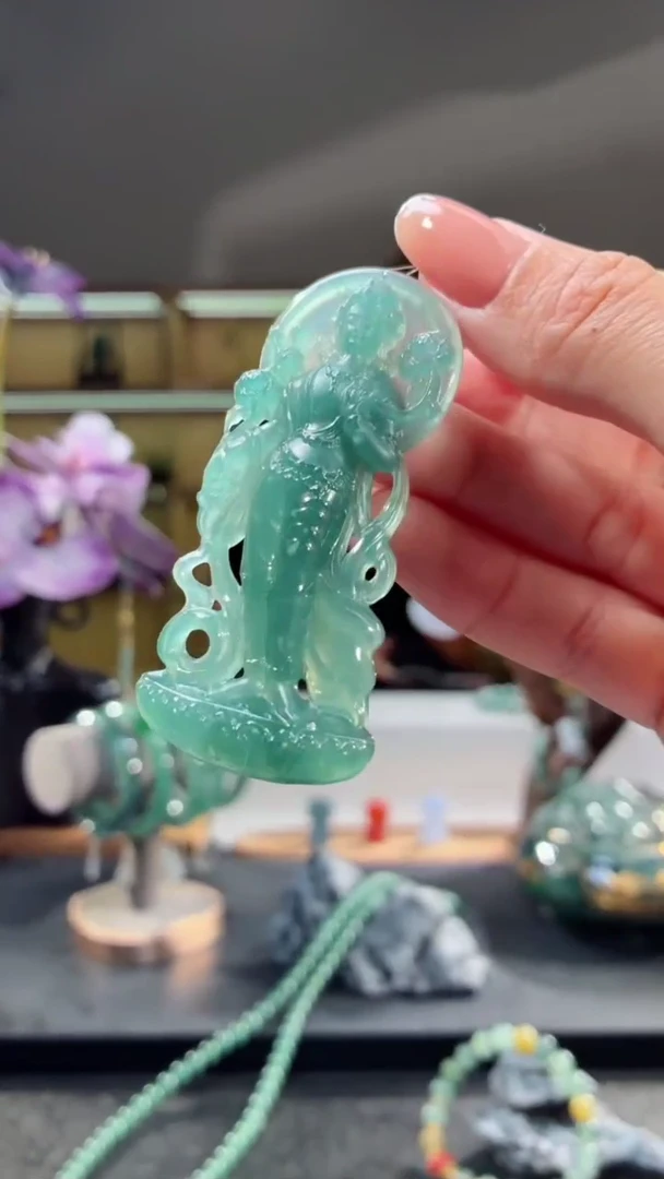 吊坠(不含链)未镶嵌翡翠观音