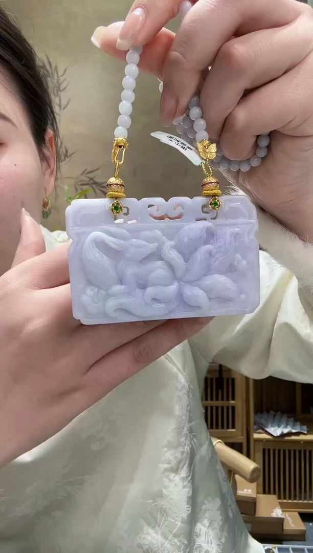 【闪购商品】翡翠颈饰未镶嵌吊坠