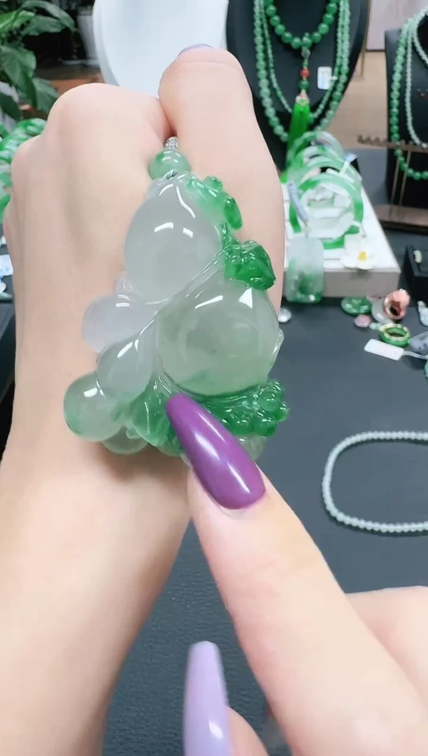 未镶嵌1石英质玉（非洲翠）/0041