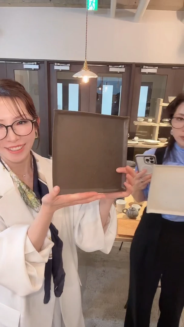 【闪购商品】盘【古谷】棕色23方盘*1个(随机发)