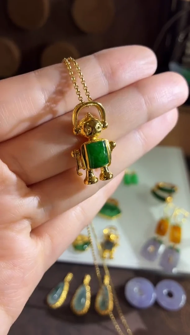 吊坠(不含链)18K金镶嵌翡翠吊坠