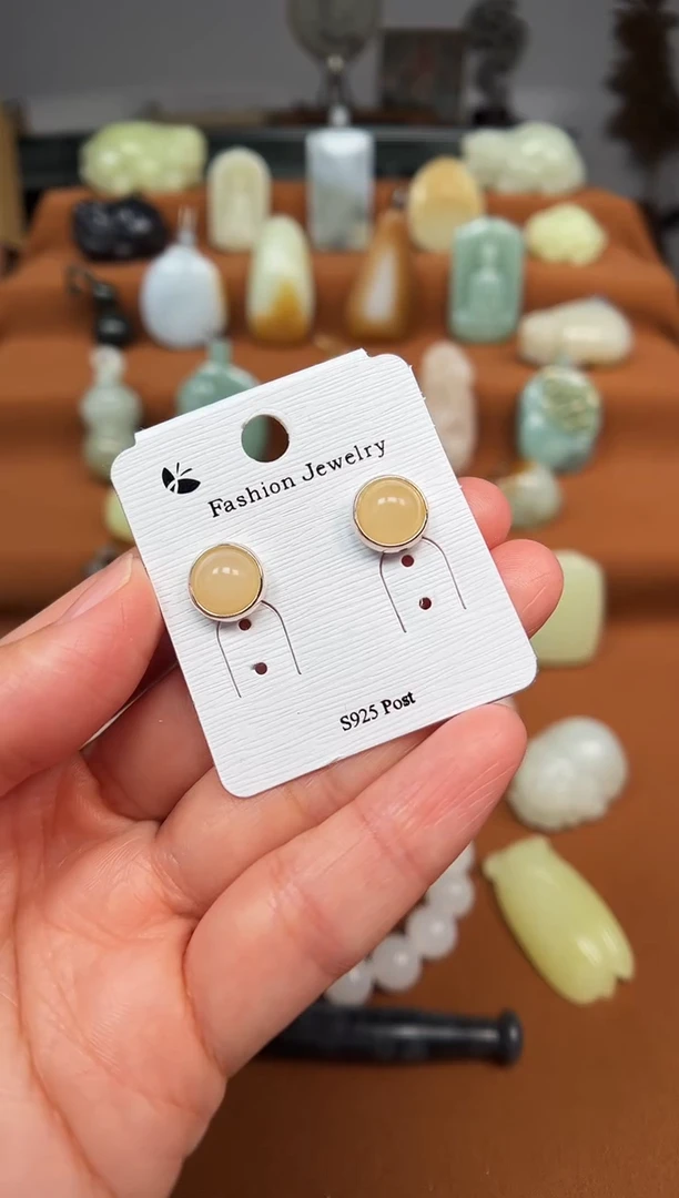 颈饰银S925镶嵌和田玉耳钉