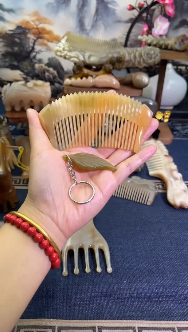 云南老白水梳子1
