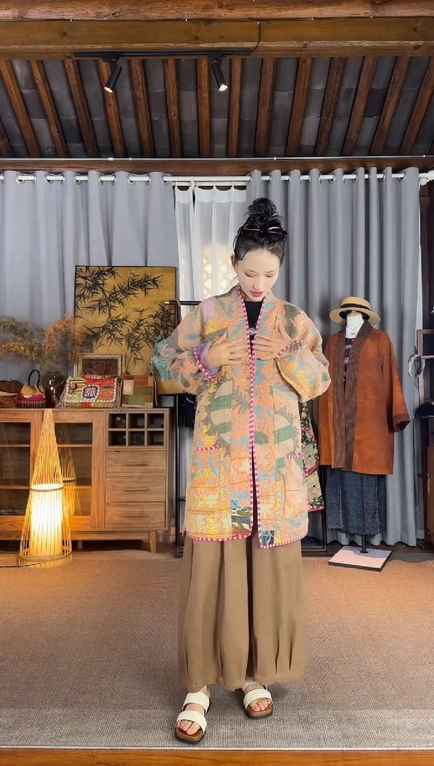 设计师款彩色羊毛绣中长外套