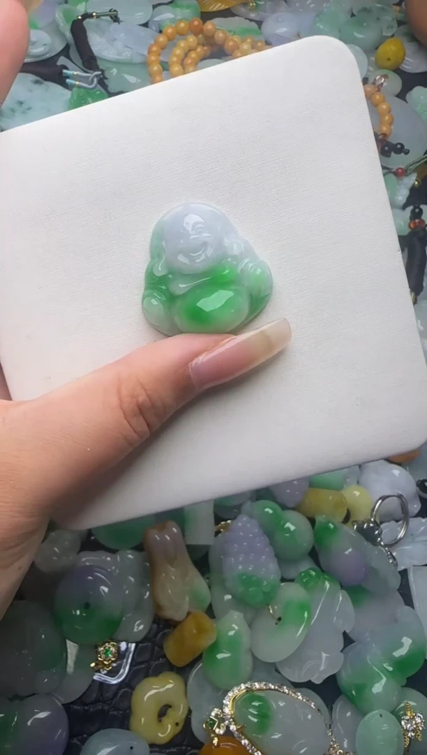 翡翠未镶嵌颈饰天然缅甸翡翠吊坠