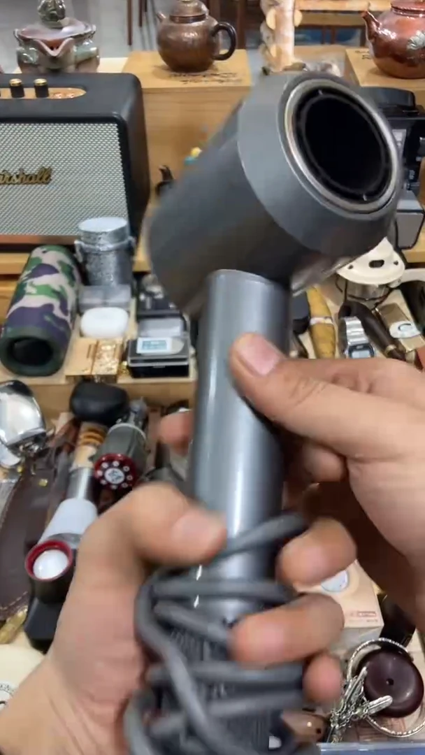 瓷片闪购商品  如图所示