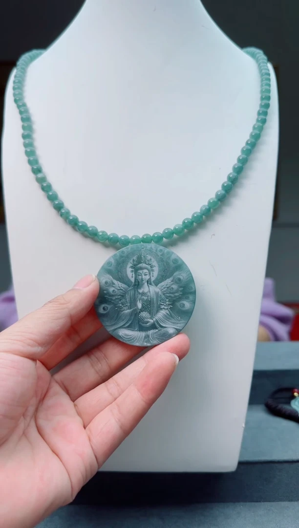 【闪购商品】翡翠颈饰未镶嵌佛母多样性随机一件发货