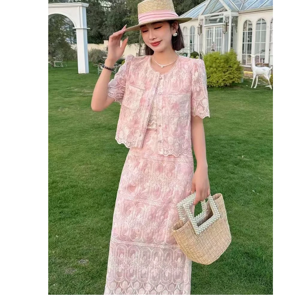 2025新款短袖设计感上衣高腰直筒半身裙子花色时尚两件套装女夏季