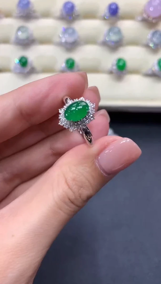 【闪购商品】翡翠戒指18K金镶嵌a63