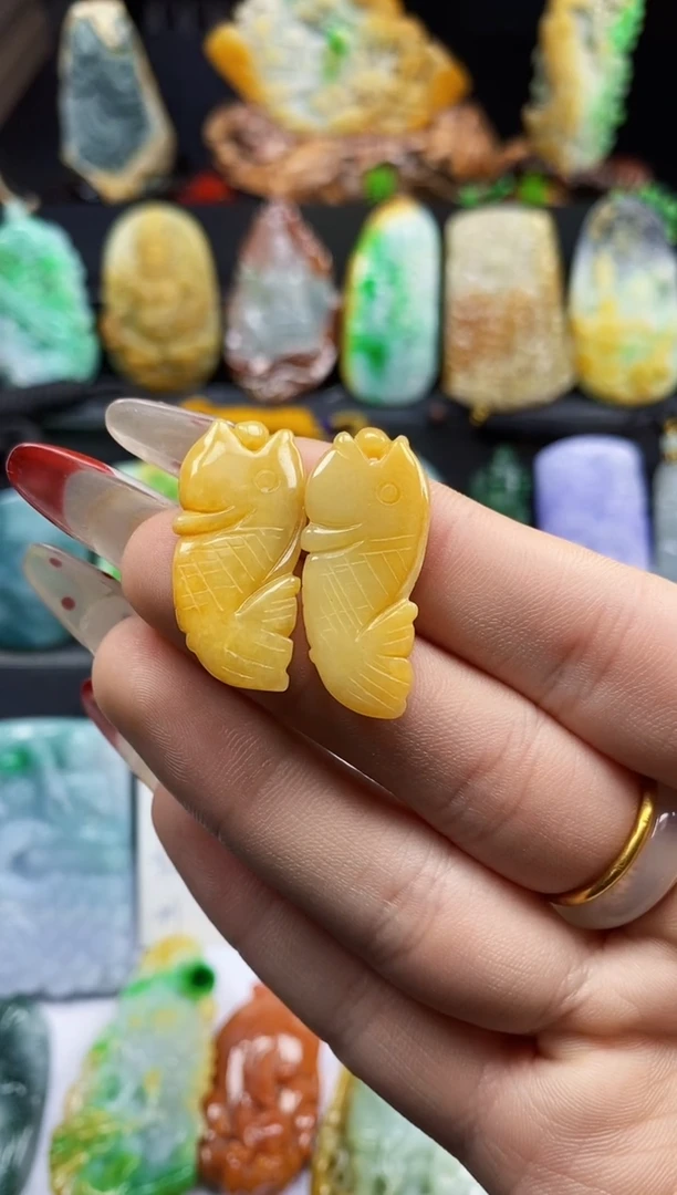 【闪购商品】翡翠颈饰未镶嵌翡翠A货