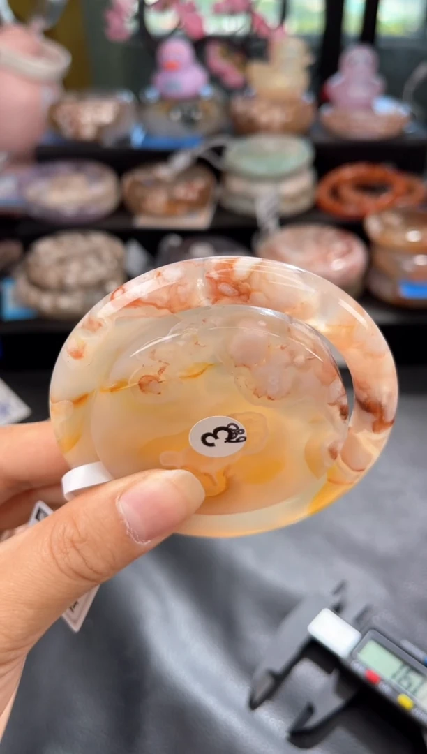 石英质玉手镯未镶嵌60