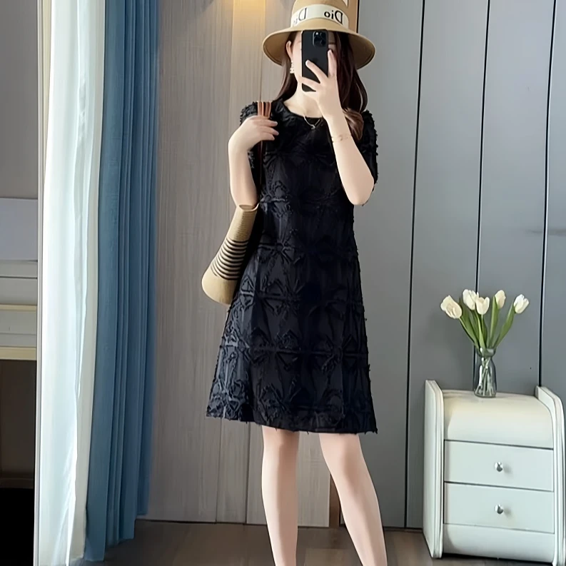 2025新款夏季法式显瘦设计师感温柔正肩宽松连衣裙收腰法式女装