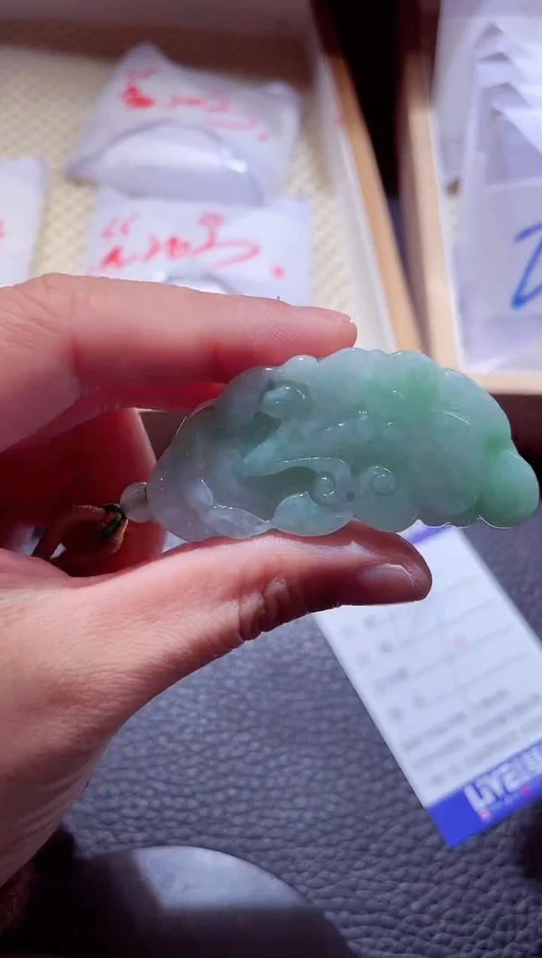 颈饰未镶嵌翡翠00005888