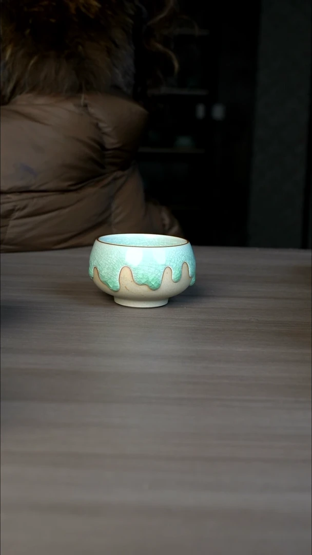 【闪购商品】杯豆绿半釉冰片禅定杯