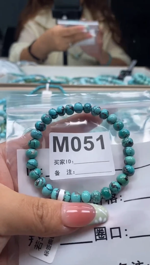 未镶嵌绿松石珠宝奇石.