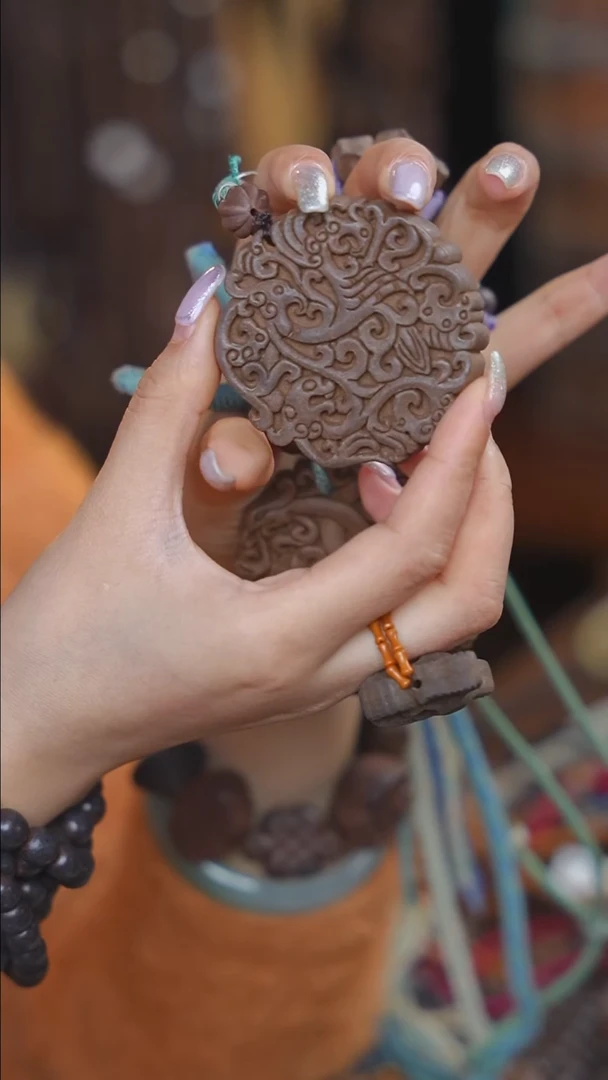 泥塑生命之光大凤牌福利脖挂款式