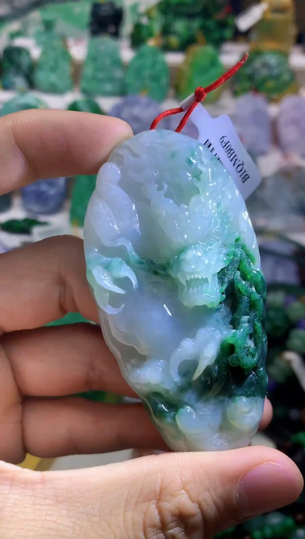 颈饰未镶嵌翡翠天然A货翡翠