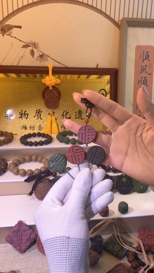 福字项链 四色五香 单个价格拍下备注颜色