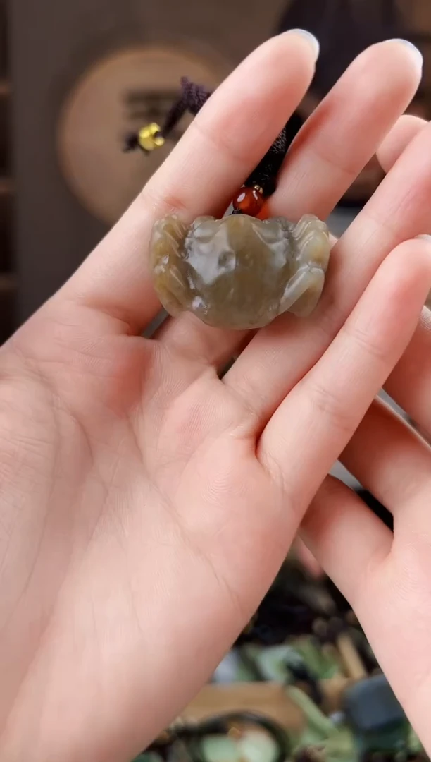 颈饰未镶嵌和田玉拍一发一，多样性发货