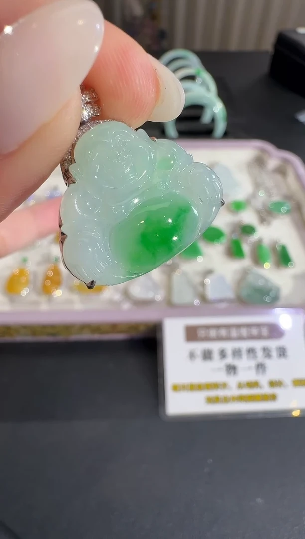 吊坠(不含链)18K金镶嵌翡翠【源头工厂】钻石镶嵌