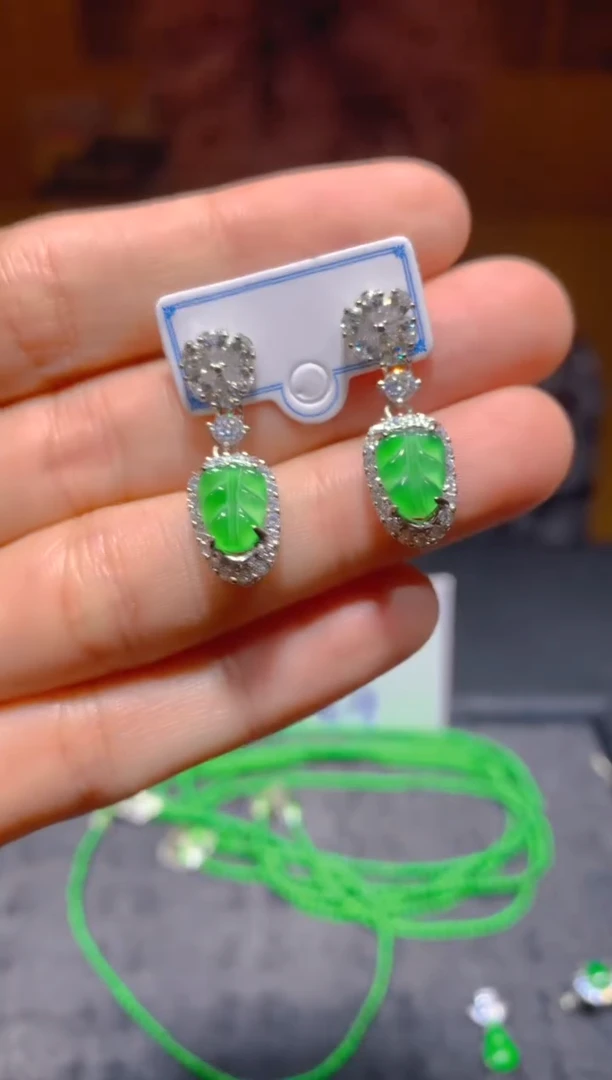 未镶嵌定制翡翠40多样性发货（发其一）