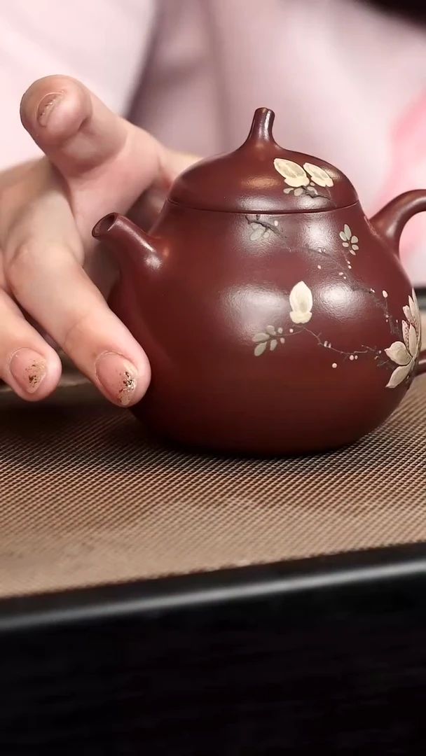 茶壶紫砂【P098】玉兰花180c WJC
