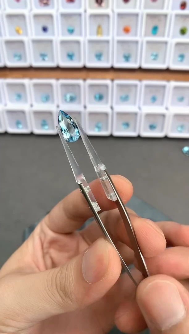 未镶嵌裸石定制海蓝宝石2.49ct 02007