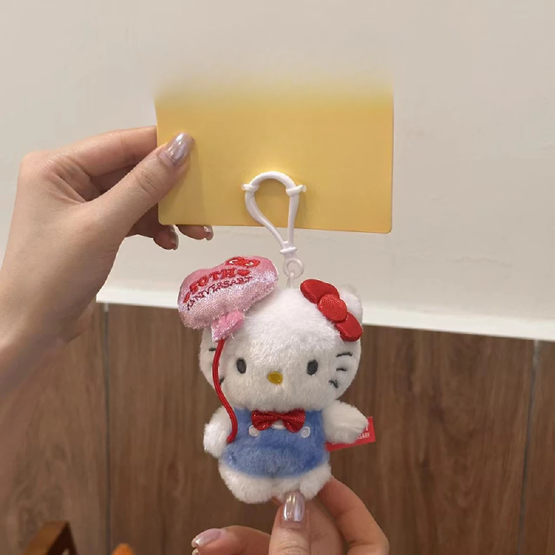 50周年限定kt小猫包包挂件玩偶公仔书包挂饰钥匙扣生日礼物