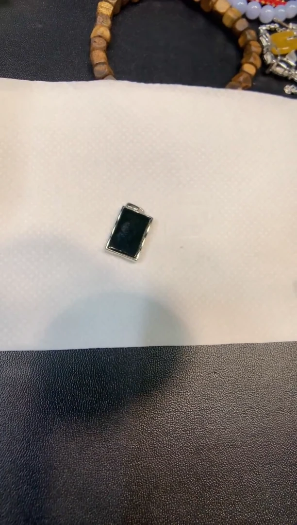 颈饰银S925镶嵌翡翠无事牌