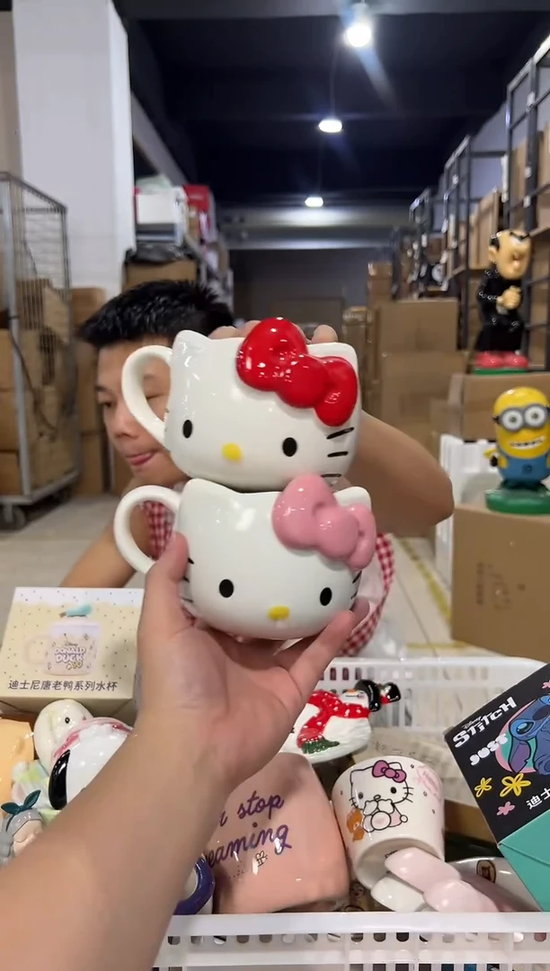 瓷片红色加粉色蝴蝶结kt头杯2件套微瑕