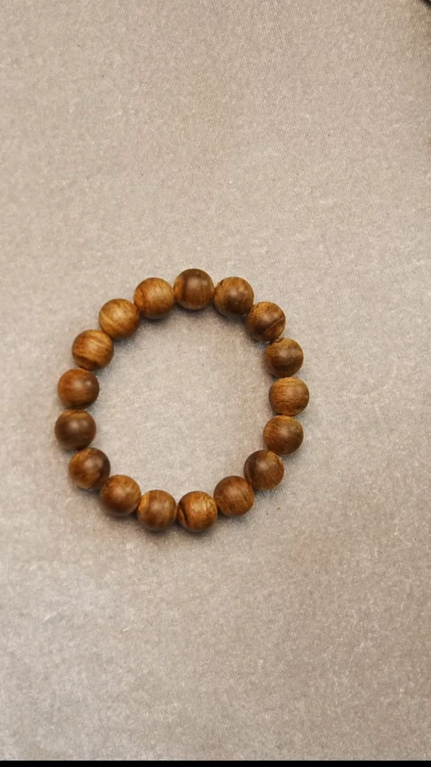 沉香手串文莱黑棋单圈12mm