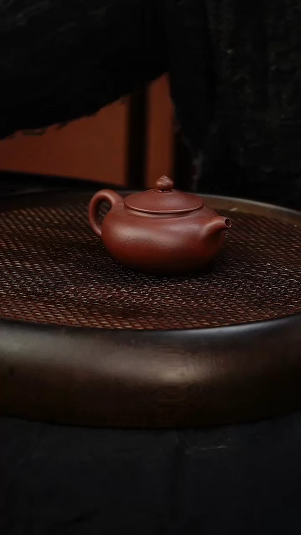 茶壶紫砂扁笑樱  紫泥